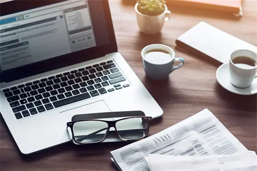 今天是什么日子电脑黑屏