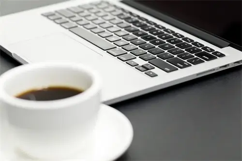 电脑不关屏有什么损耗没