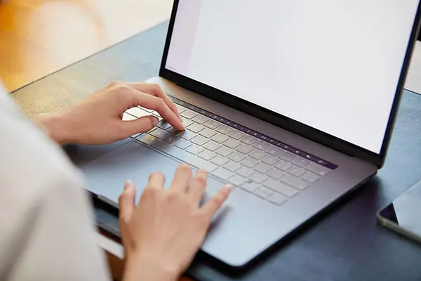 笔记电脑放什么碟